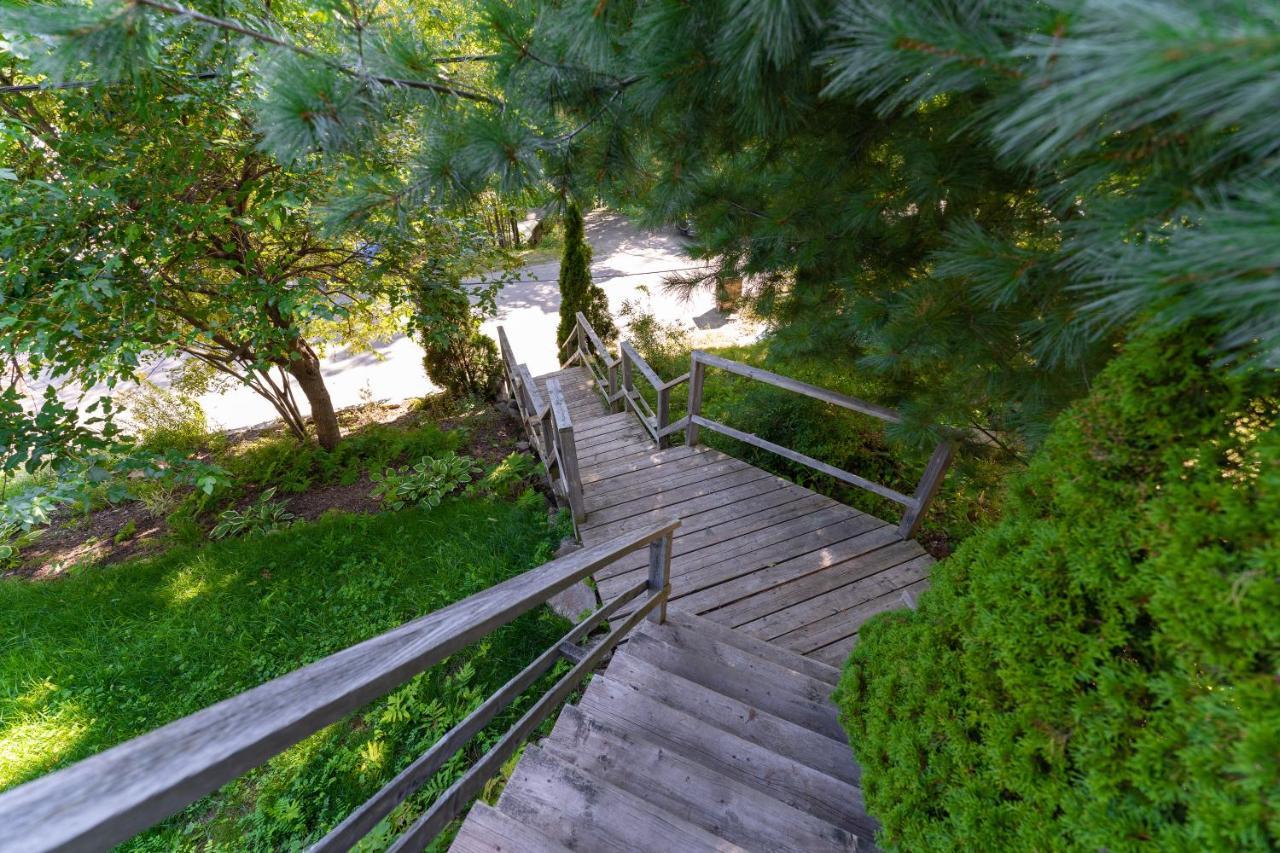 Le Cozy Hot Tub Lakeview Access Full Of Near By Activities Saint-Calixte
